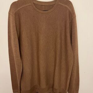 LULULEMON MENS CREWNECK SWEATER.